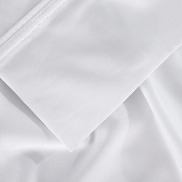 05 Hyper Cotton Bright White Sheet Swatch BEDGEAR